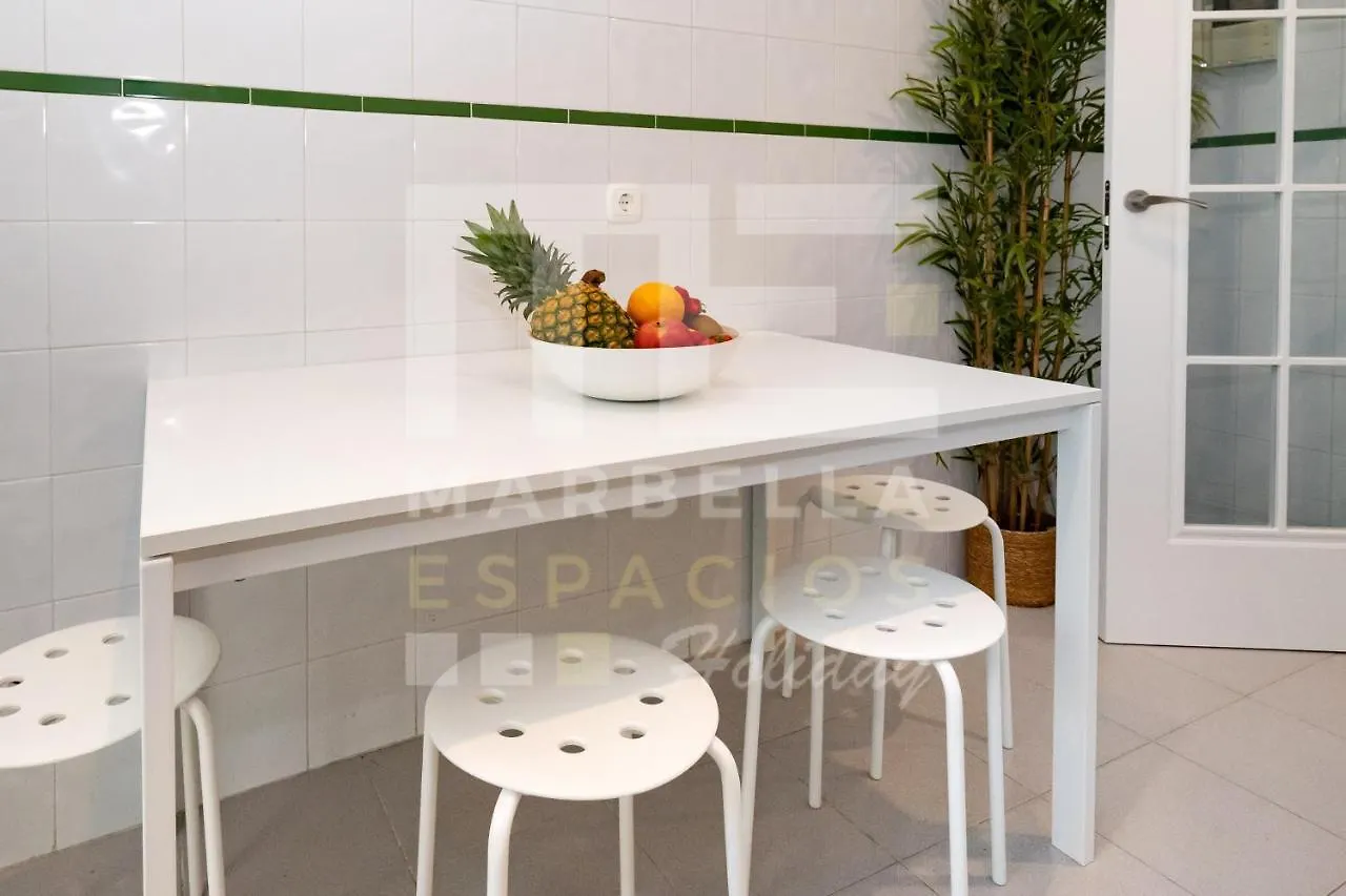Amplio Apartamento Planta Jardin Nagueles Marbella Spain
