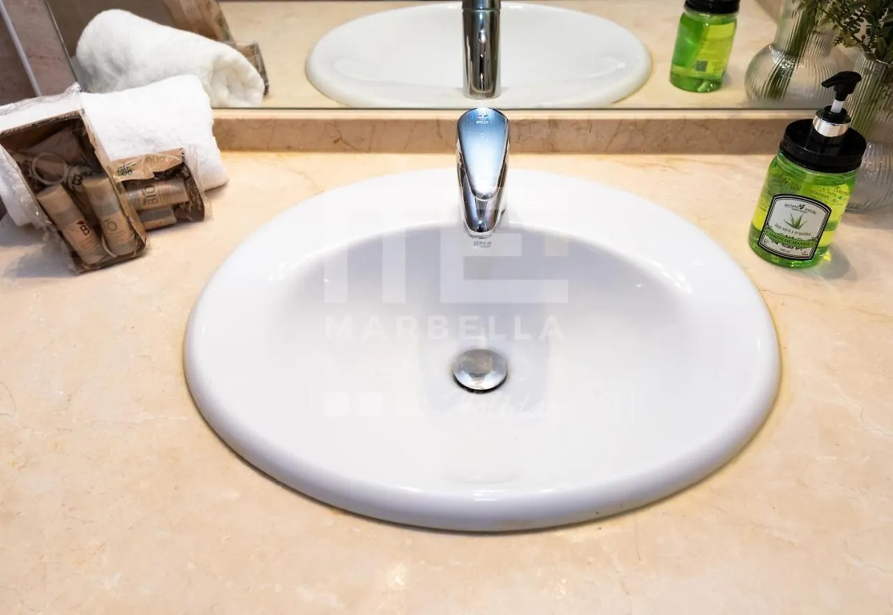 Apartment Amplio Apartamento Planta Jardin Nagueles Marbella