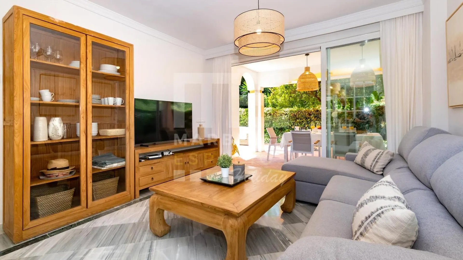 Apartment Amplio Apartamento Planta Jardin Nagueles Marbella