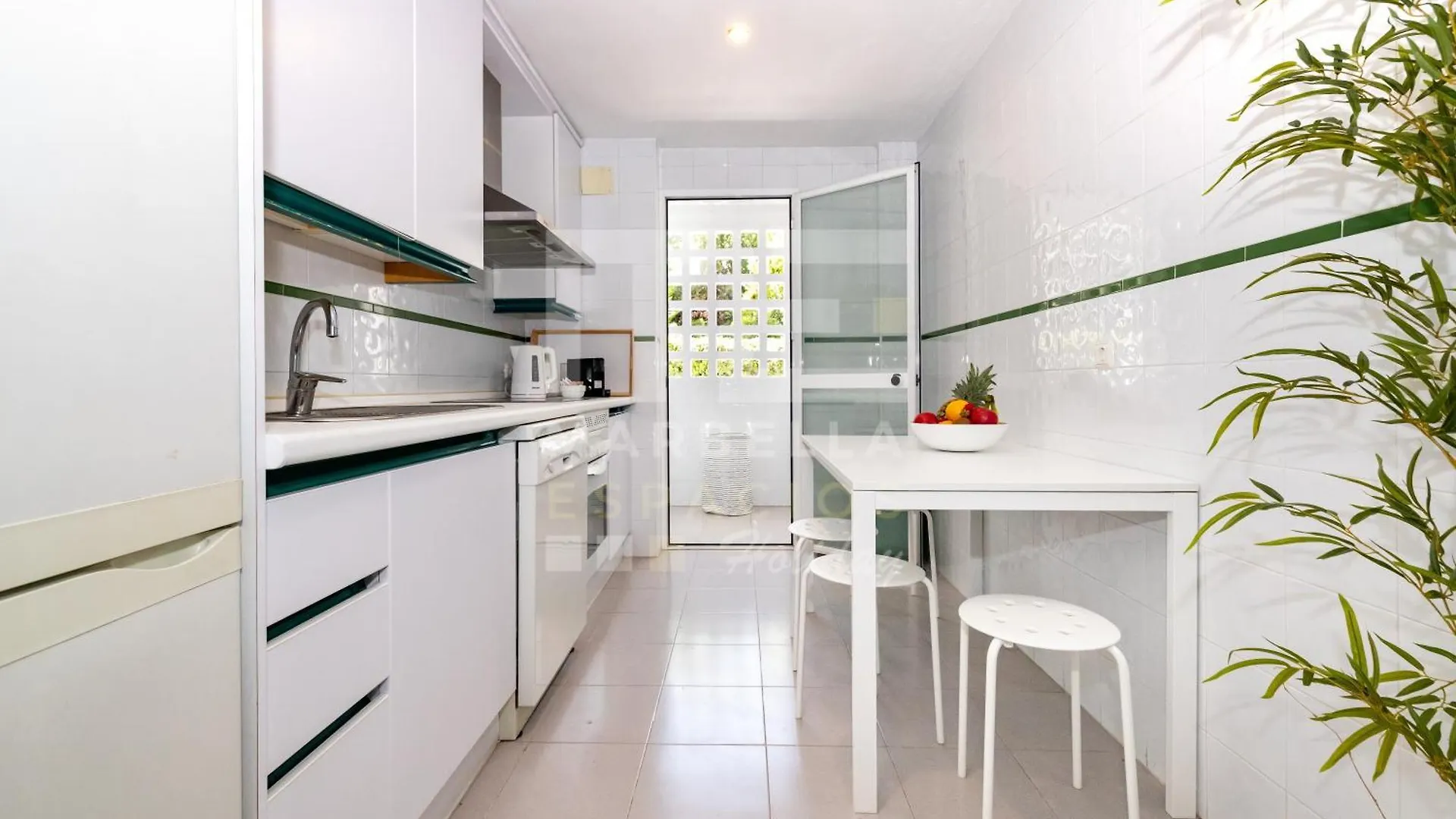 Amplio Apartamento Planta Jardin Nagueles Marbella