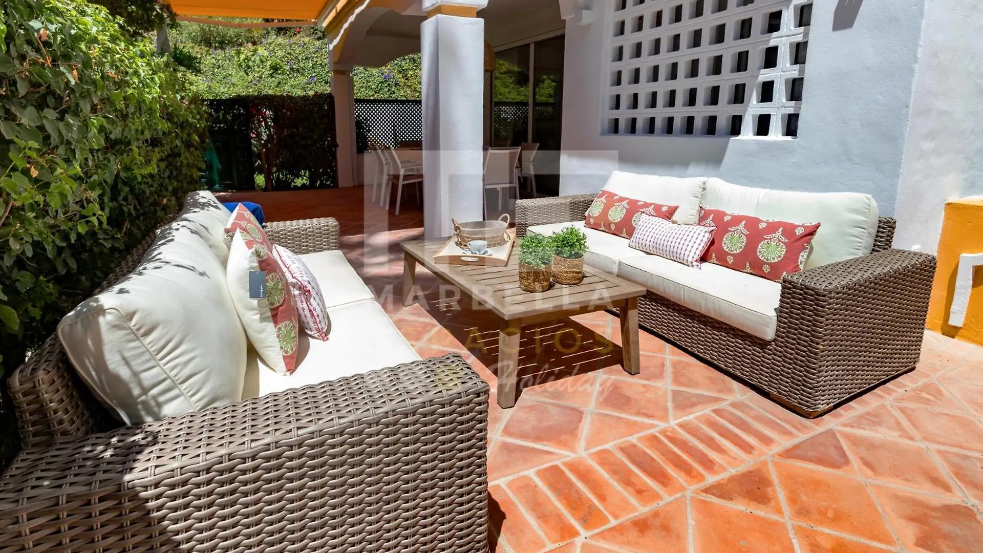 Amplio Apartamento Planta Jardin Nagueles Marbella 0*,  Spain