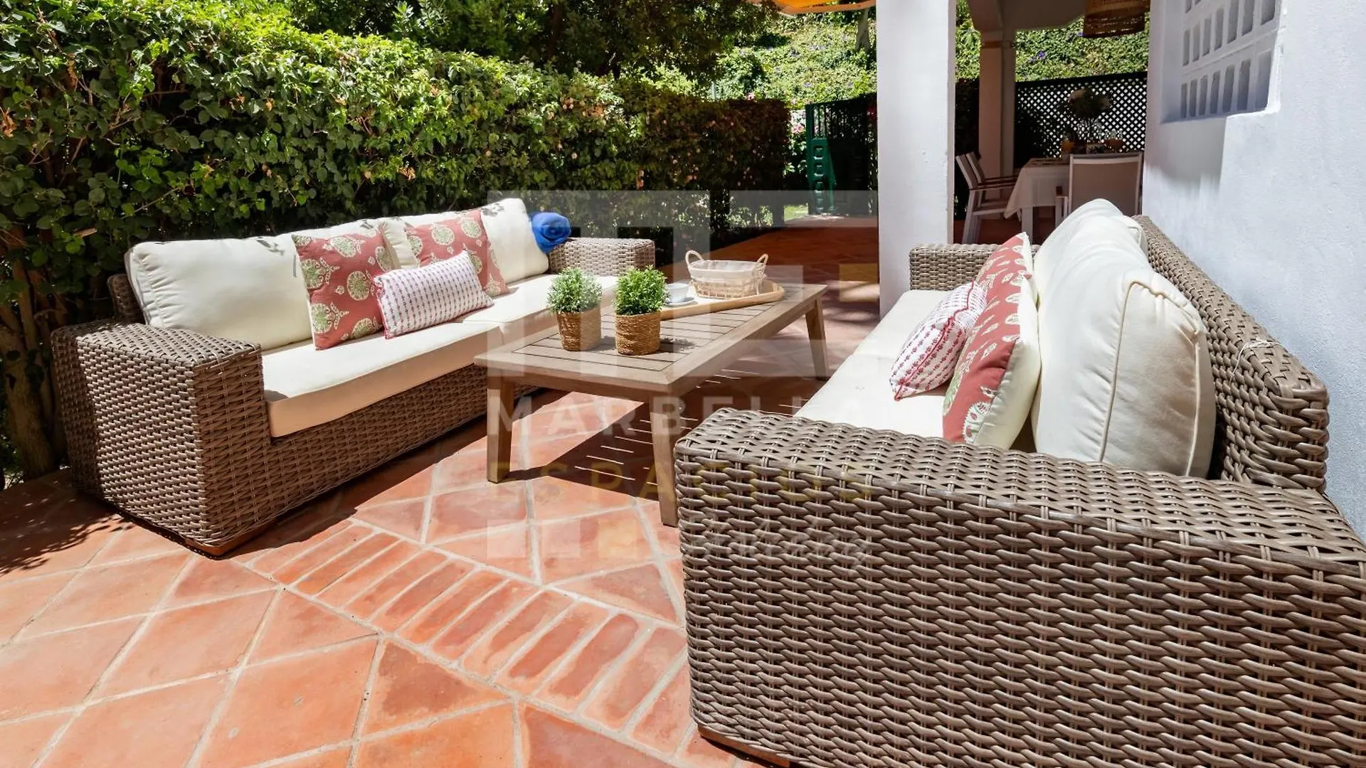 Amplio Apartamento Planta Jardin Nagueles Marbella Apartment