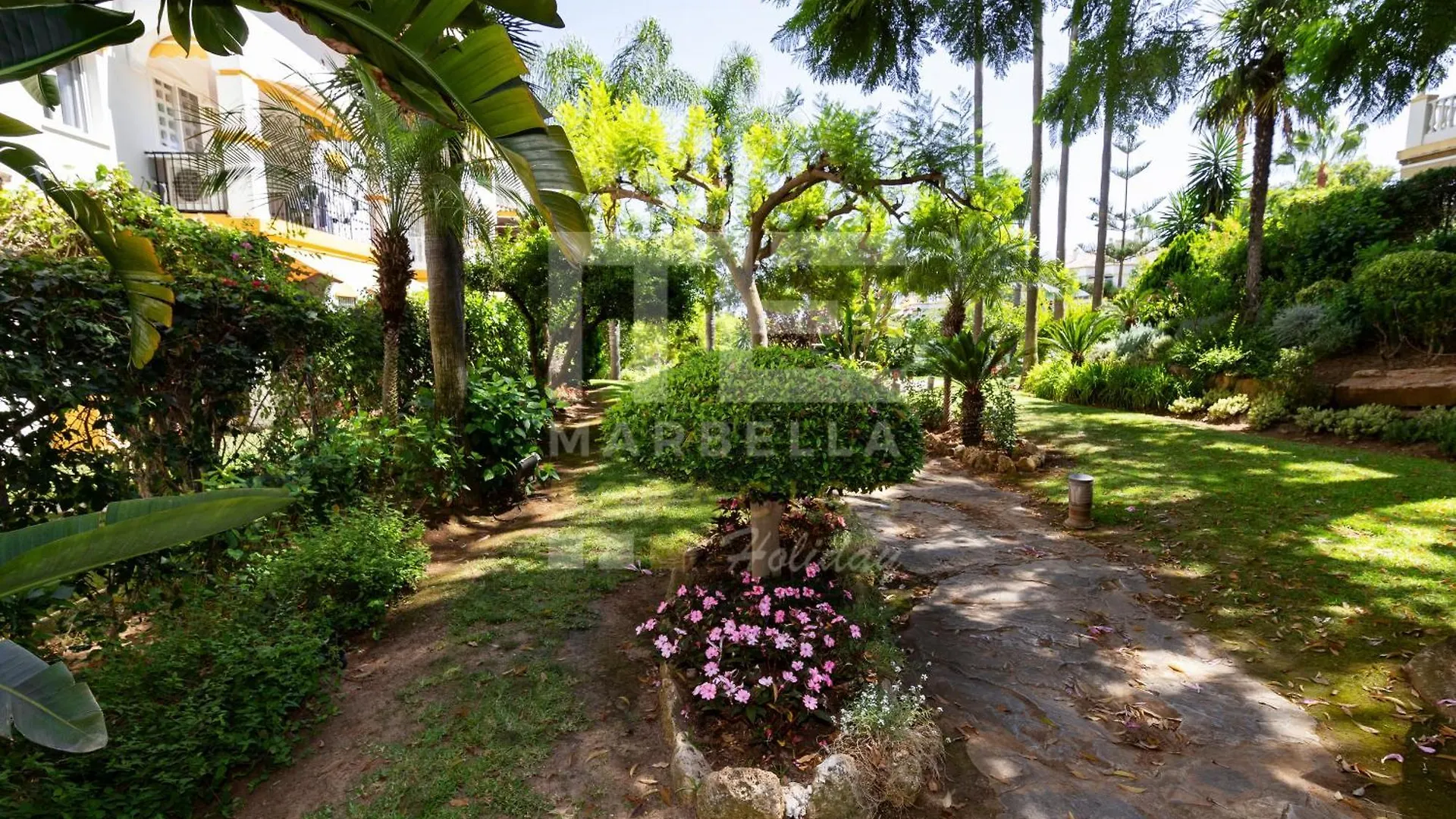 Amplio Apartamento Planta Jardin Nagueles Marbella 0*,