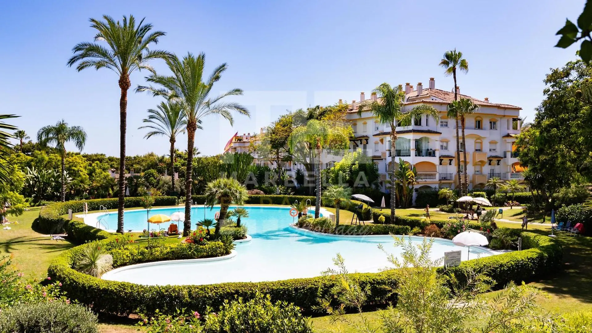 Amplio Apartamento Planta Jardin Nagueles Marbella